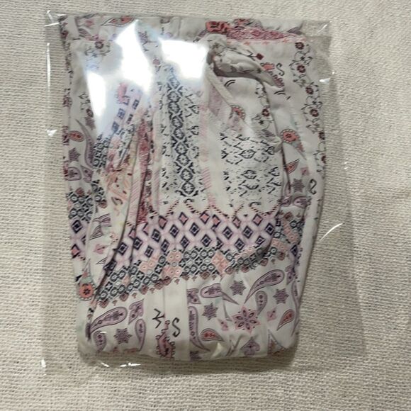 Cotton
On Paisley Print Spaghetti Strap Romper SMALL - Picture 13 of 13